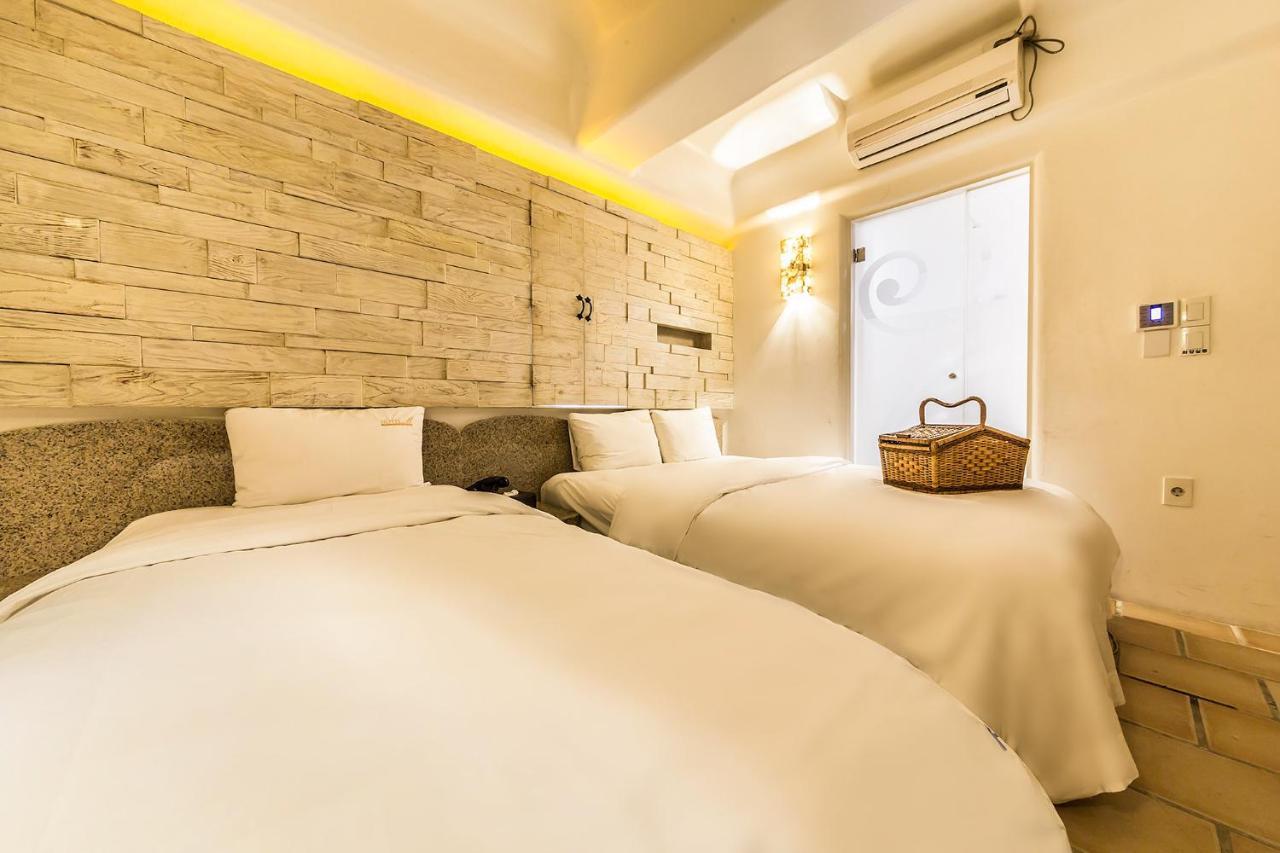 Hotel M 首爾 外观 照片